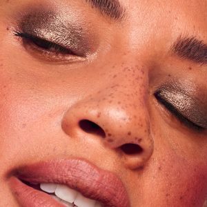 selena's essential eye duo