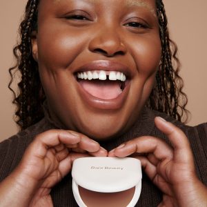 true to myself tinted pressed finishing powder
