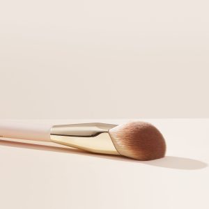 liquid touch foundation brush