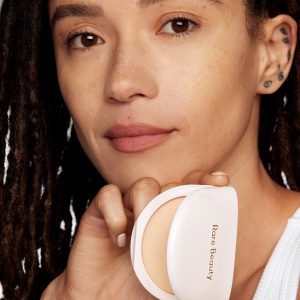 true to myself tinted pressed finishing powder