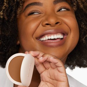 true to myself tinted pressed finishing powder