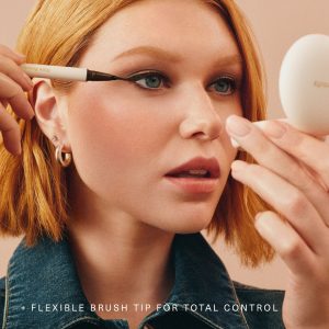 perfect strokes matte liquid liner brown