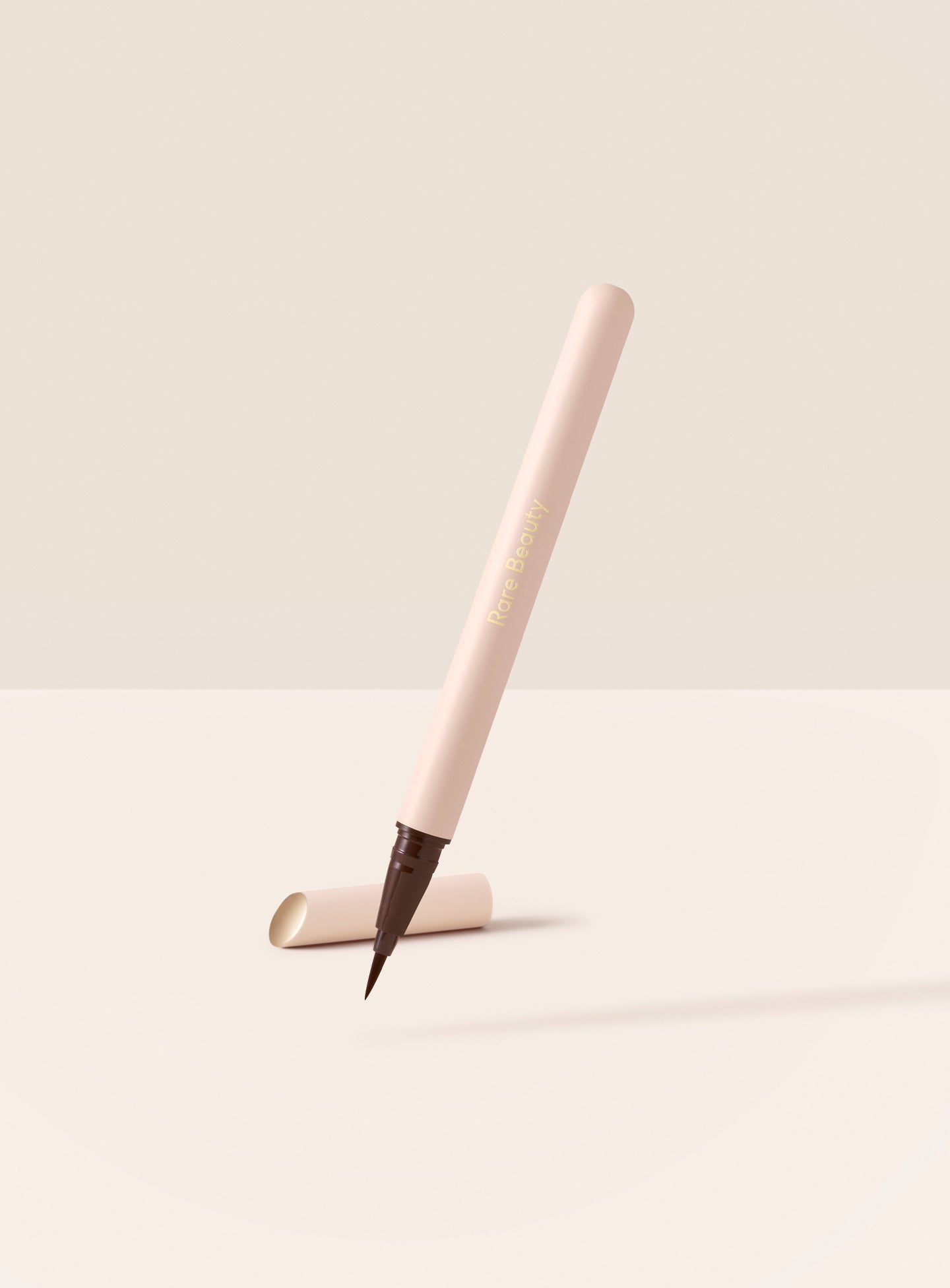 ecomm ps matte liquid liner brown.jpg ecomm ps matte liquid liner brown.jpg